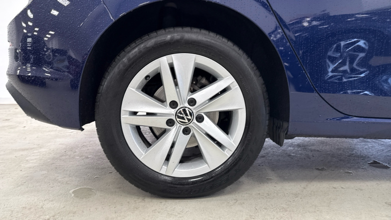 Volkswagen Golf 1.5 TSI Life 5dr Petrol Hatchback